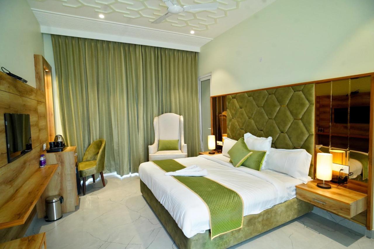 5 States Resort Amritsar Bagian luar foto