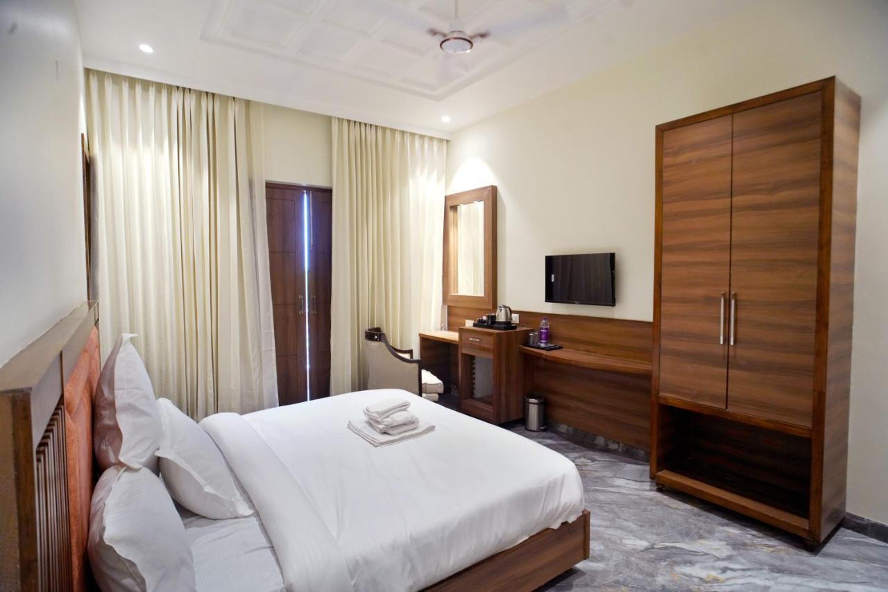 5 States Resort Amritsar Bagian luar foto